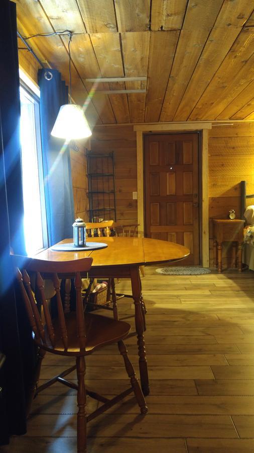 Wolfwood Guest Ranch Villa Клиъруотър Екстериор снимка