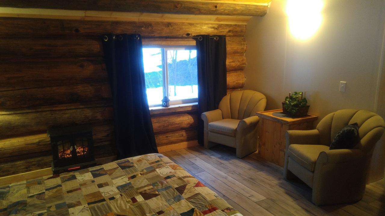 Wolfwood Guest Ranch Villa Клиъруотър Екстериор снимка