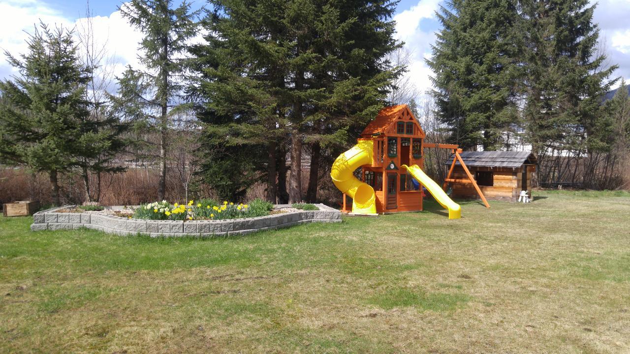 Wolfwood Guest Ranch Villa Клиъруотър Екстериор снимка